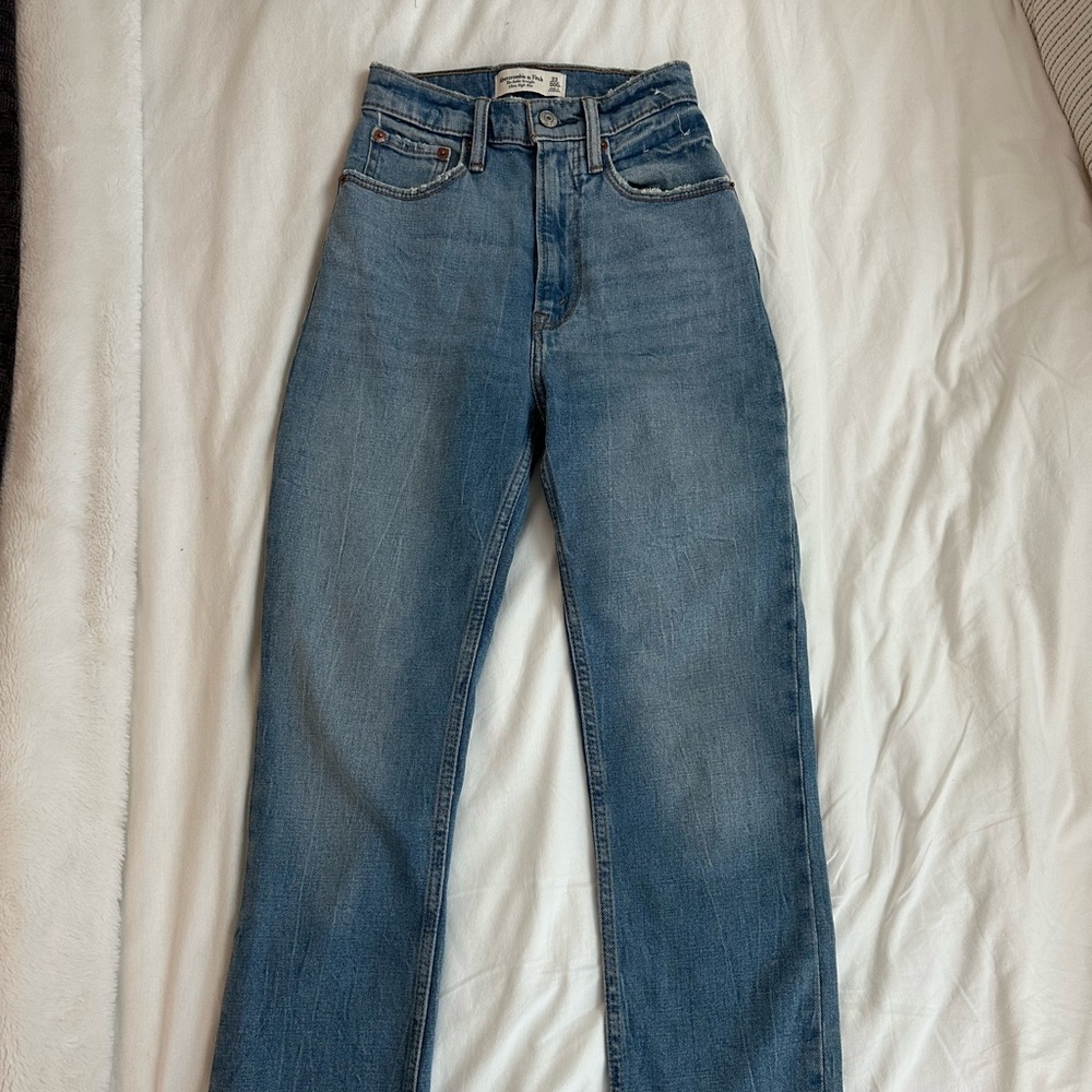 Abercrombie Curve Love!